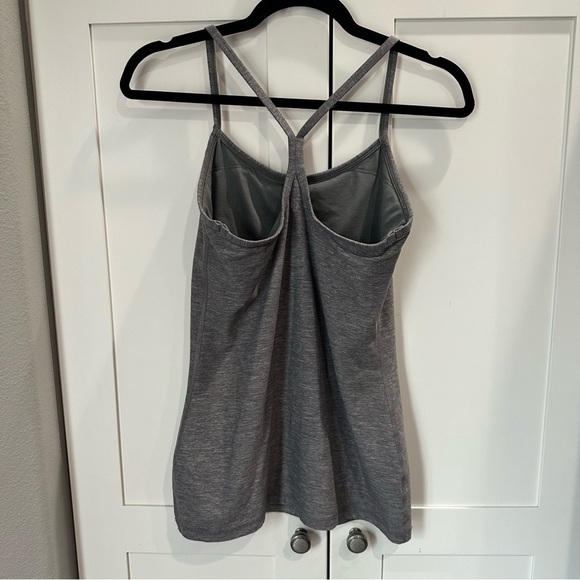 Lululemon Power Y tank women’s size 6 heather gray - Picture 2 of 4